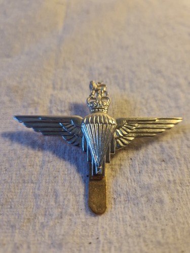 The parachute regiment cap - the,